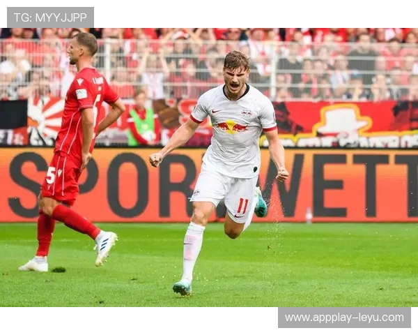 莱比锡红牛欧冠黑马表现引热议，强势崛起震撼赛场